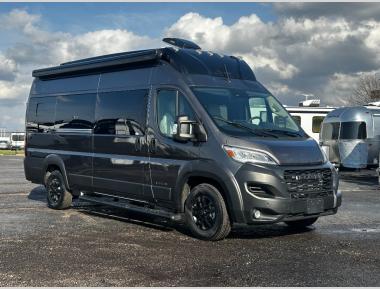 2026 Airstream Rangeline RGT Exterior
