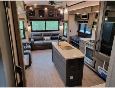 So much luxury and space!