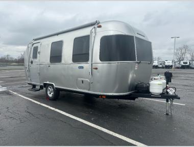 2024 Airstream Bambi 22FB Exterior