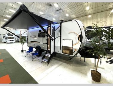 new travel trailers for 2022