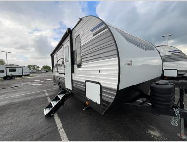 2025 Gulf Stream Kingsport 228Sb Exterior