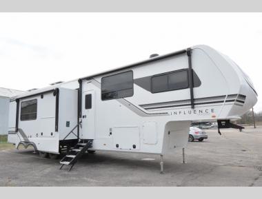 DISPLAYIG STOCK PHOTOS, CONFIRM OPTIONS WITH CAMPERS INN RV LOUISVILLE 812-282-7718