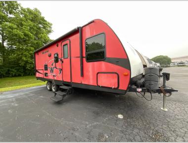 2018 Winnebago Minnie 2201DS