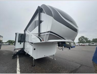 2026 Grand Design solitude 310GK Exterior