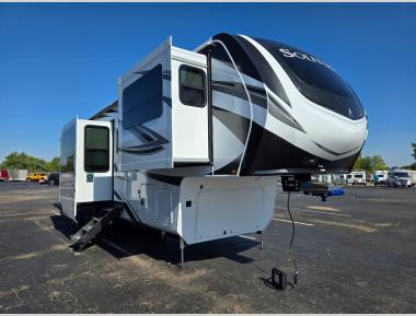 2025 Grand Design Solitude 380FL Exterior