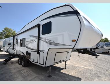 UNIT DISPLAYIG STOCK PHOTOS, CONFIRM OPTIONS WITH CAMPERS INN RV