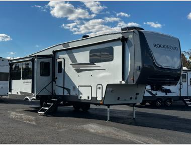 2026 Forest River Rockwood Signature 361RLS Exterior