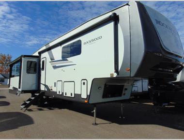 DISPLAYING STOCK IMAGES, COLORS & STYLES MAY VARY