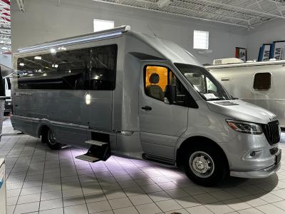 2026 Airstream Atlas AP Tommy Bahama Exterior