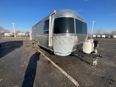 2025 Airstream International 27FBQ Exterior