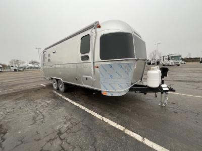 2025 Airstream Trade Wind 25FBQ Exterior  STOCK IMAGES SHOWN. PLEASE ASK FOR EXACT DETAILS ON THIS RV.