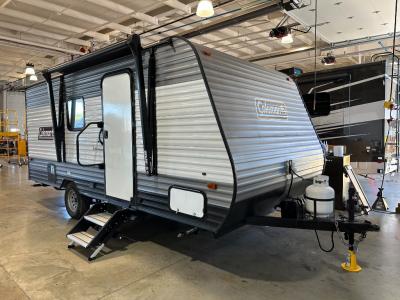 Coleman 17B Exterior
