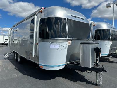 2024 Airstream Globetrotter 25FBQ Travel Trailer Exterior