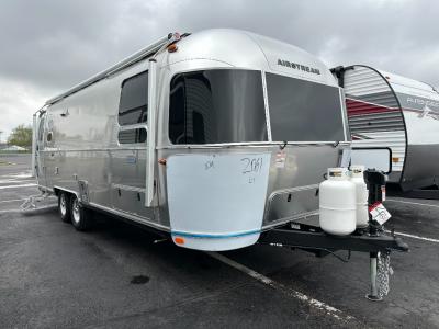 2024 Airstream Globetrotter 27FBT Travel Trailer Exterior