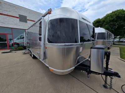 2022 airstream globetrotter Exterior