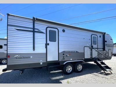 PLEASE CONFIRM OPTIONS WITH CAMPERS IN RV LOUISVILLE - 812-282-7718