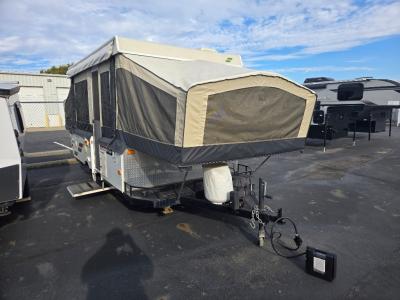 2014 Starcraft Comet 1226 Exterior