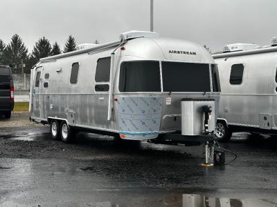 2026 Airstream International 27FBQ Exterior