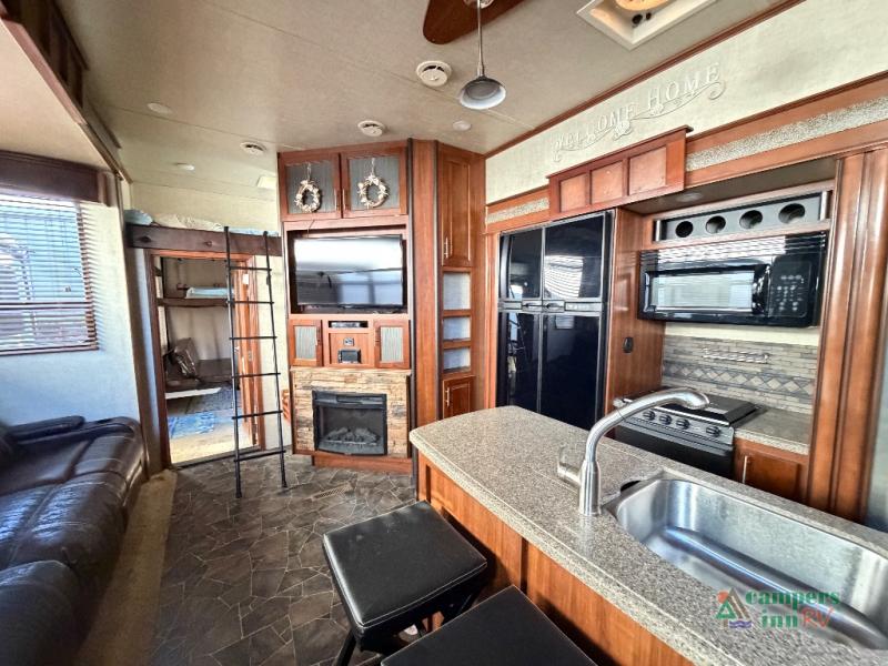 RV listing image