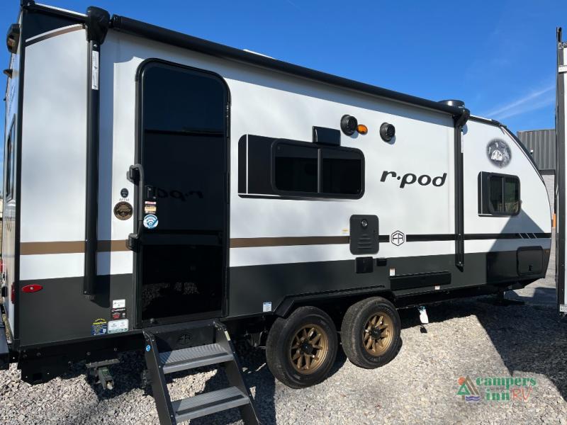 RV listing image