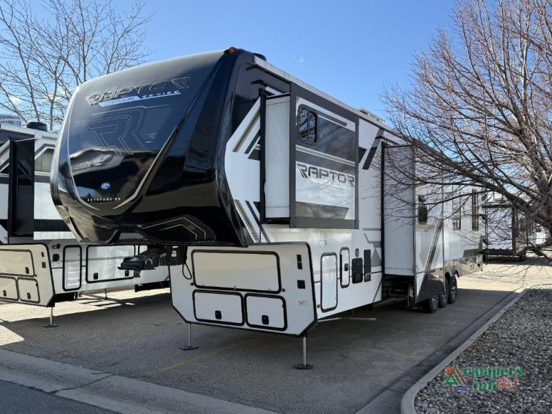 RV listing image