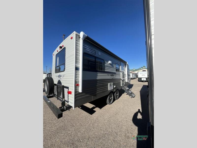RV listing image