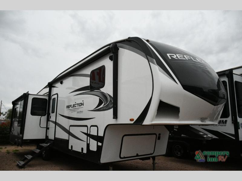 RV listing image