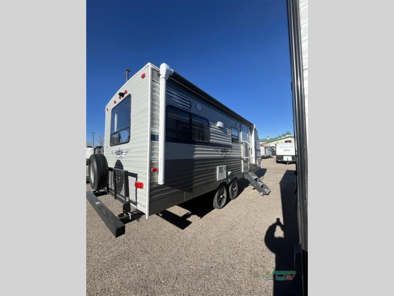RV listing image