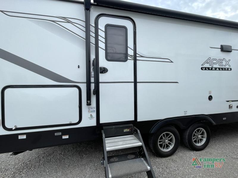 RV listing image
