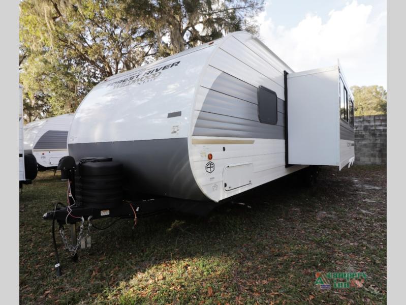 RV listing image