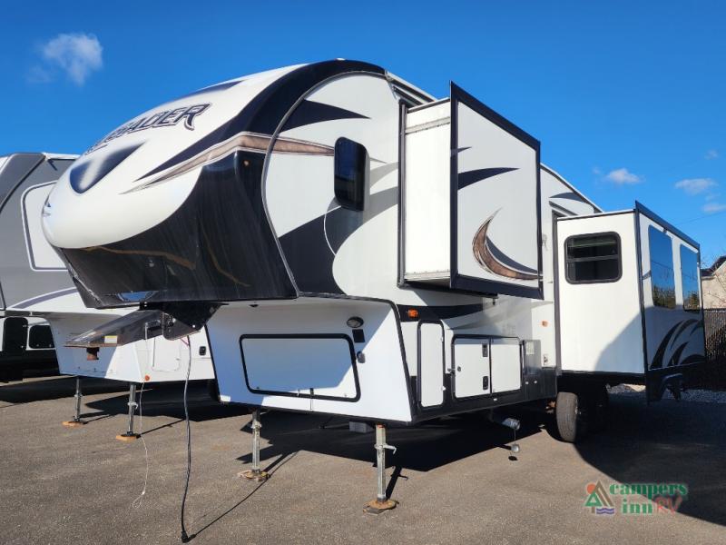 RV listing image
