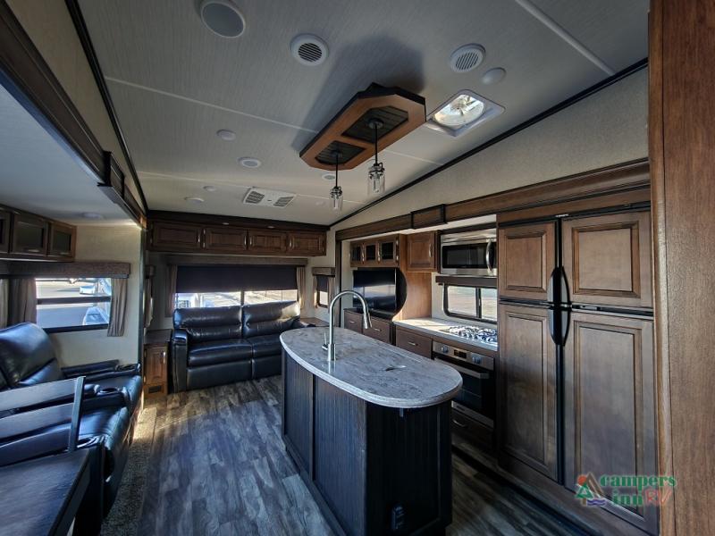 RV listing image