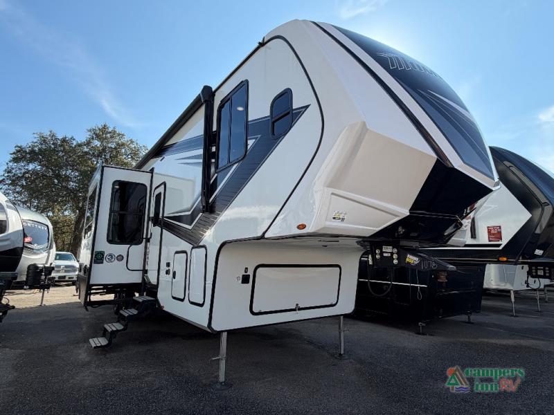 RV listing image