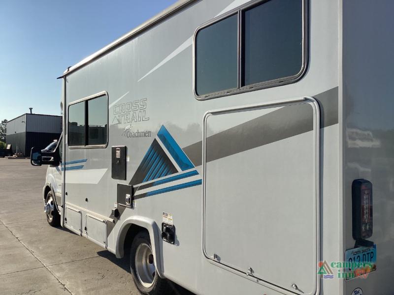 RV listing image