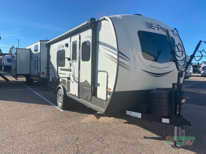 RV listing image