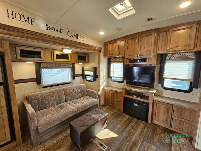RV listing image