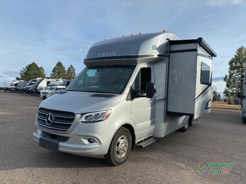 RV listing image