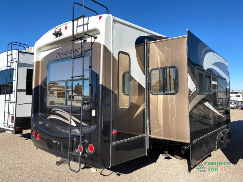 RV listing image