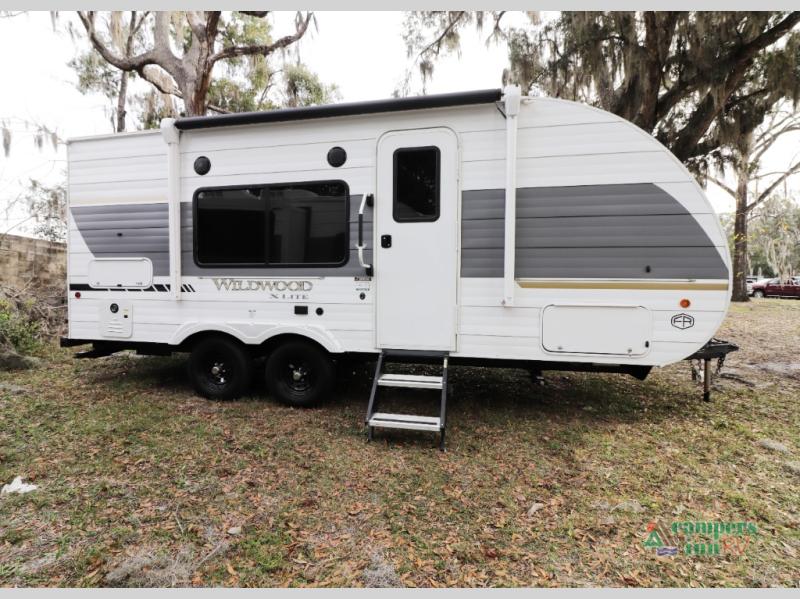 RV listing image