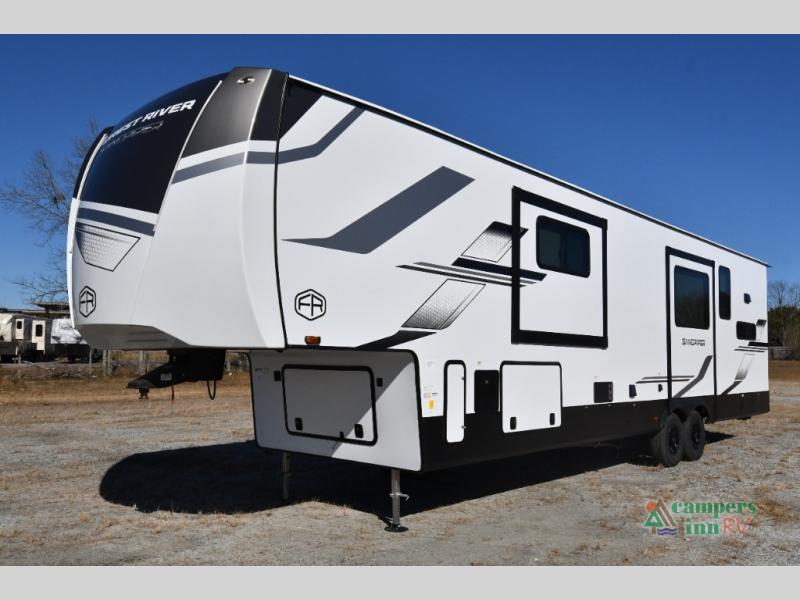 RV listing image