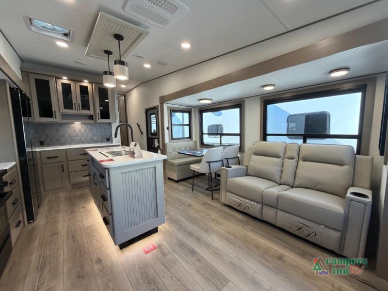 RV listing image