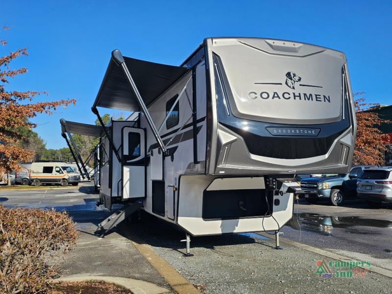 RV listing image