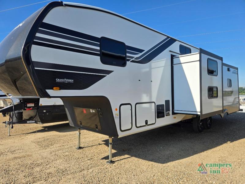 RV listing image