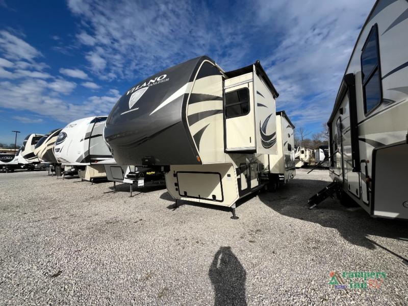 RV listing image