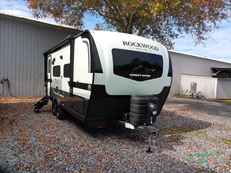 RV listing image