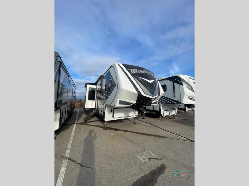 RV listing image