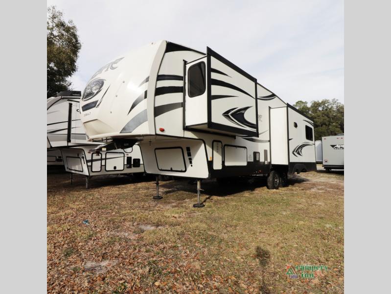 RV listing image