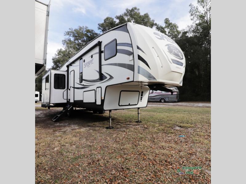 RV listing image