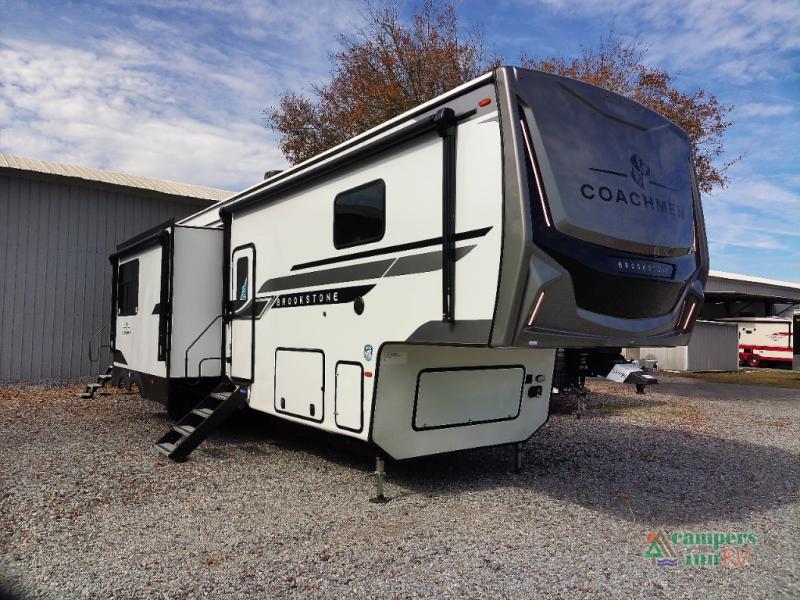 RV listing image