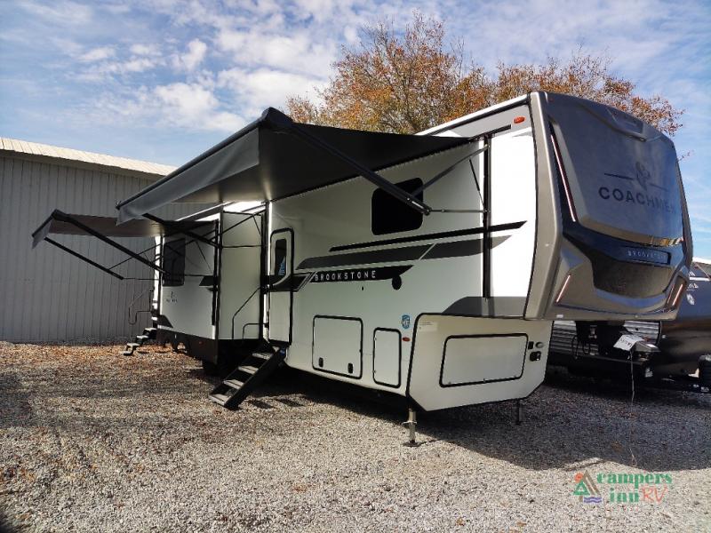 RV listing image